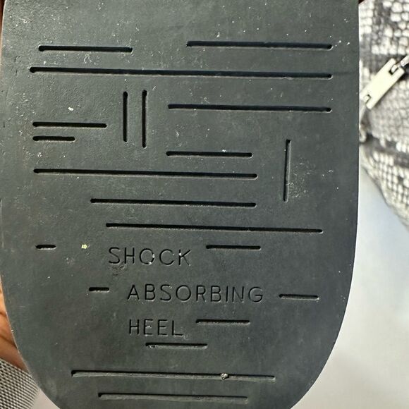 MUNRO Women's Harrison III Leather Reptile Print Loafers Gray/Black Size 10.5 - Picture 10 of 13